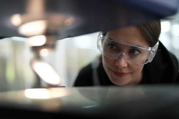 Comment les entreprises de mode durable peuvent-elles innover dans leurs méthodes de production ?